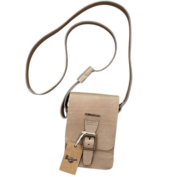 NWT Dr. Martens Leather Vertical Reporter Crossbody - Picture 2 of 6